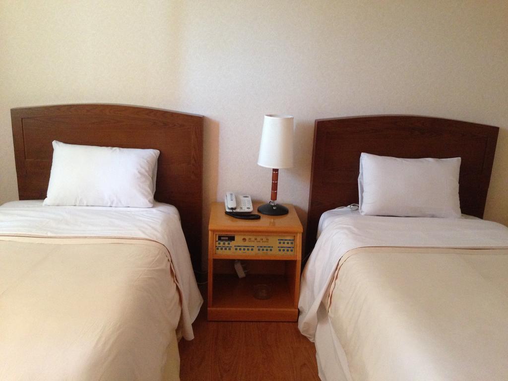 Daedong Hotel Jeju Habitación foto