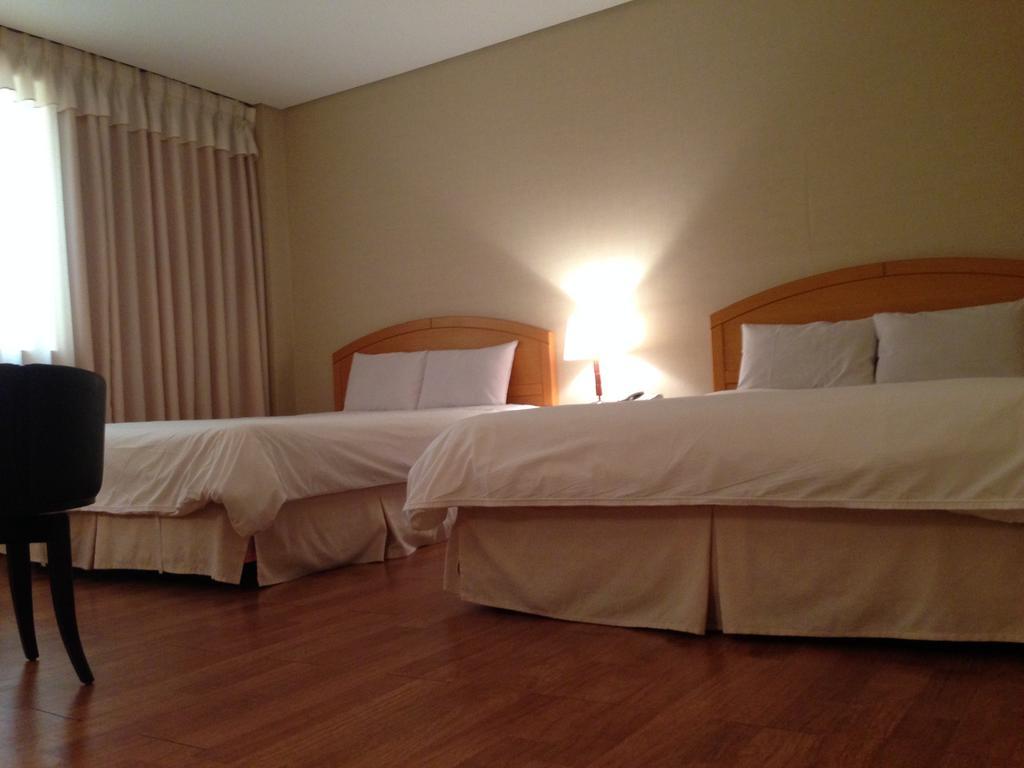 Daedong Hotel Jeju Habitación foto